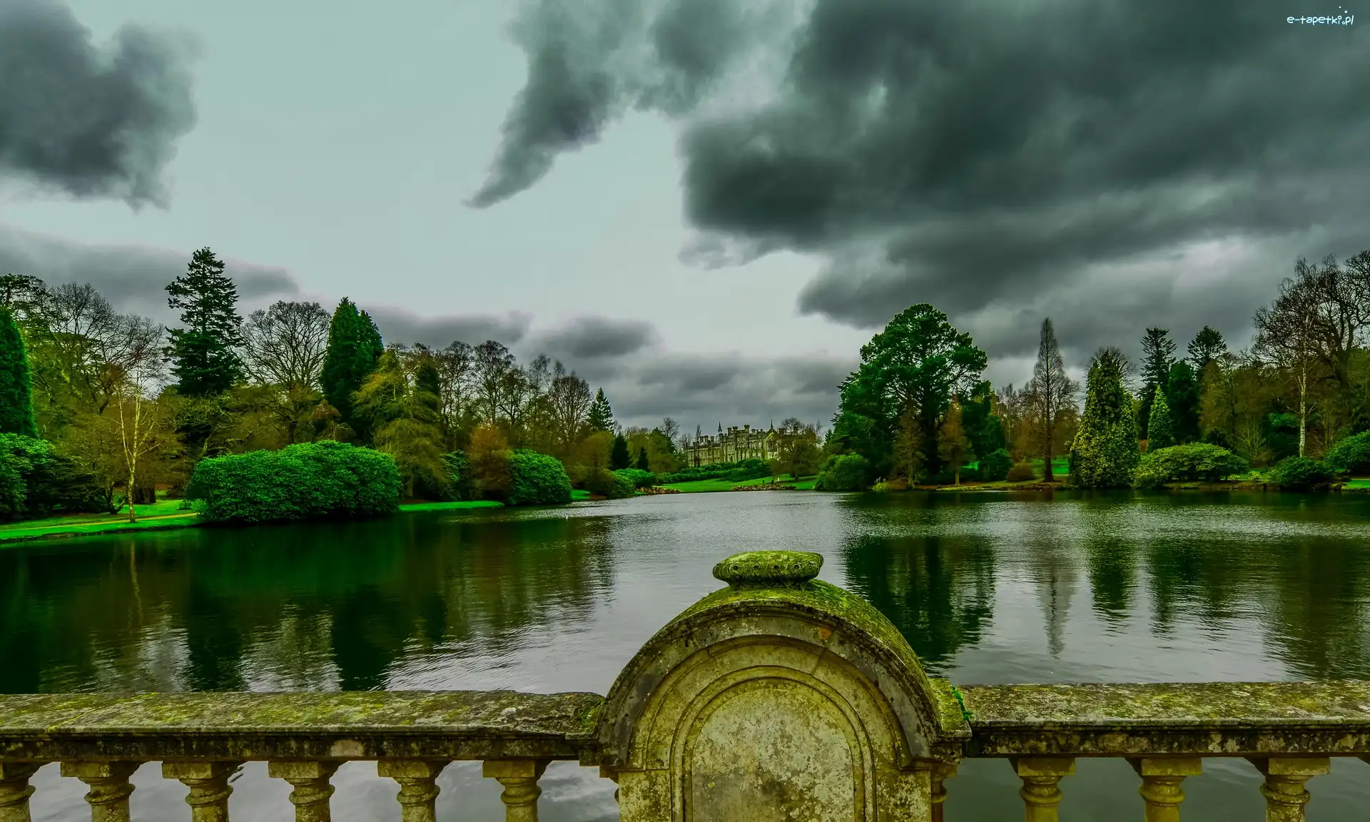 Staw, Sheffield Park, Wielka Brytania