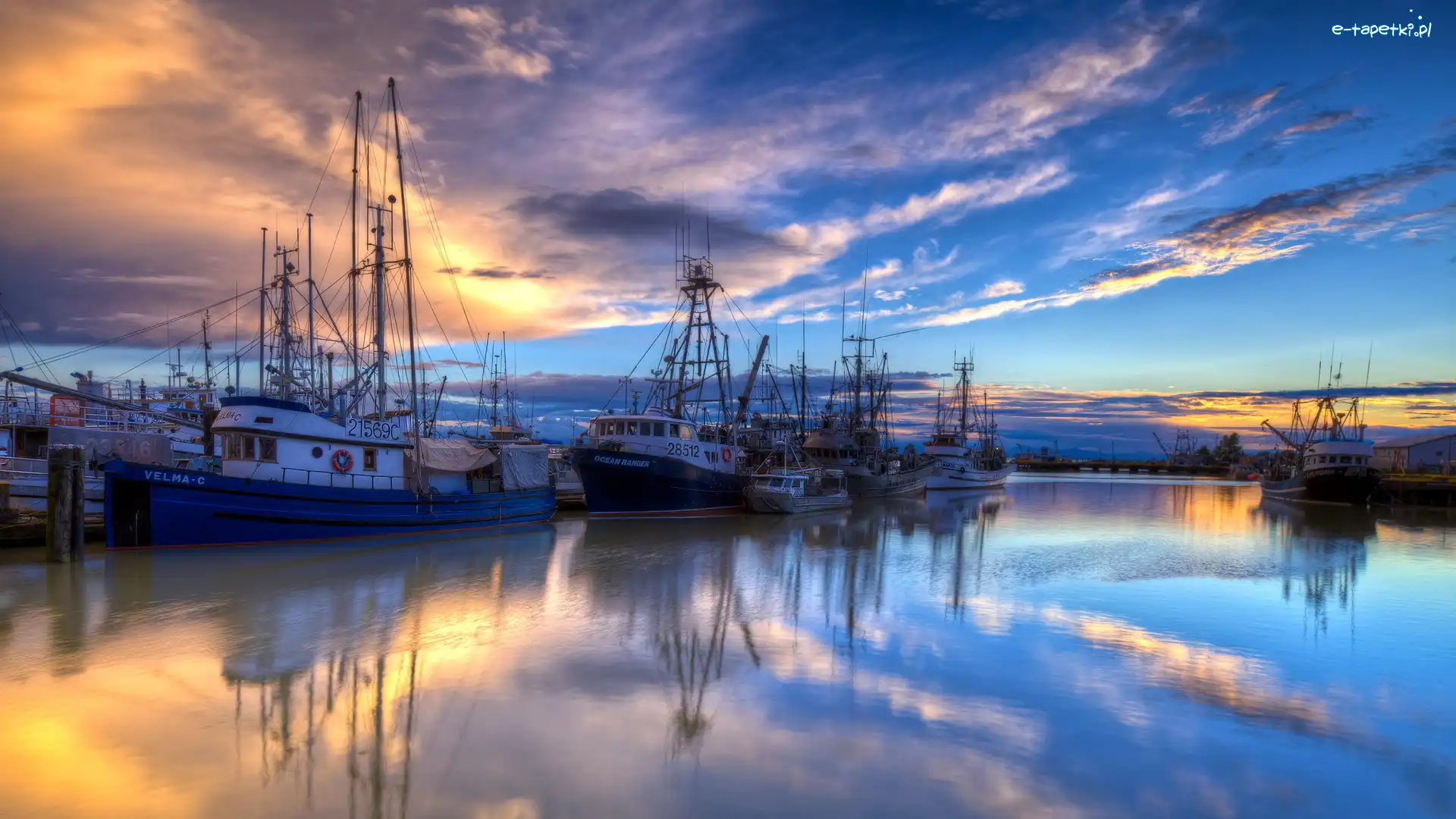 Kutry, Port