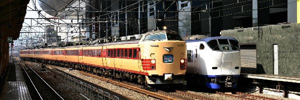 Dworzec Kolejowy, Pociągi, Japonia