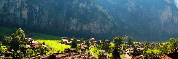 Domy, Szwajcaria, Lauterbrunnen, Góry