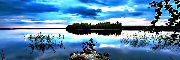 Kamienie, Chmury, Jezioro