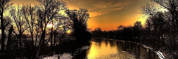 Zachód Słońca, Rzeka, Drzewa