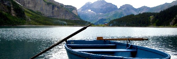 Łódka, Góry, Jezioro