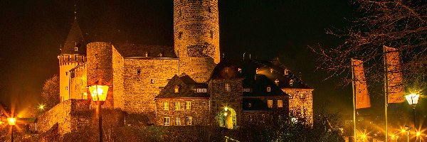 Niemcy, Genoveva Castle, Miasto Mayen, Noc, Zamek Genovevaburg, Oświetlony