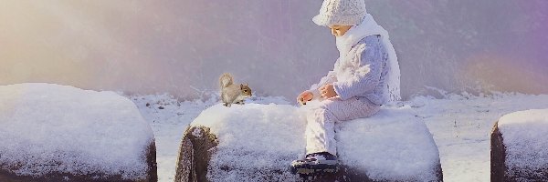 Śnieg, Wiewiórka, Dziecko, Zima