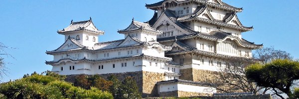 Zamek Białej Czapli, Sosny, Japonia, Zamek Himeji