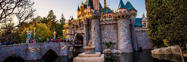 Kalifornia, Disneyland, Anaheim, Stany Zjednoczone, Zamek Sleeping Beauty, Wesołe miasteczko