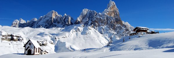 Góry Alpy, Val di Fiemme, Włochy, Zima, Dolomity