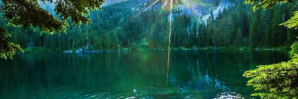 Jezioro Mirror, Park Narodowy Yosemite, Góry, Promienie Słońca, Stan Kalifornia, Stany Zjednoczone