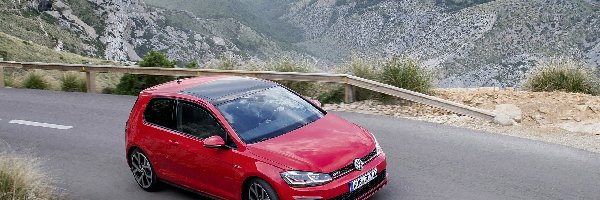 Barierka, GTI Facelift, 2017, Vokswagen Golf 7, Czerwony, Droga, Góry