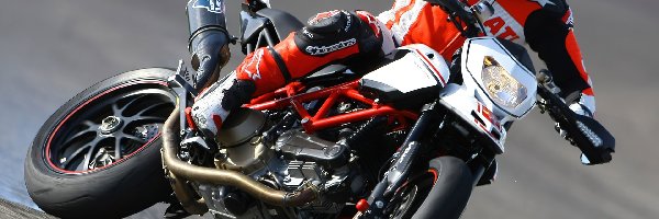 Wyścigowy, Tor, Ducati Hypermotard 1100 Evo