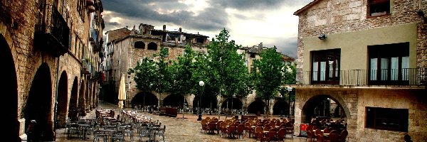 Restauracje, Hiszpania, Girona, Domy