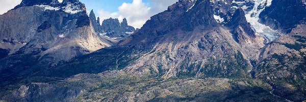 Góry Cordillera del Paine, Jezioro Pehoe, Park Narodowy Torres del Paine, Chile, Patagonia