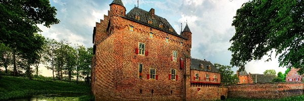 Arnhem, Rzeka Ren, Zamek Doorwerth Castle, Holandia