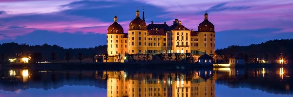 Noc, Pałac Moritzburg, Jezioro, Odbicie, Niemcy, Saksonia