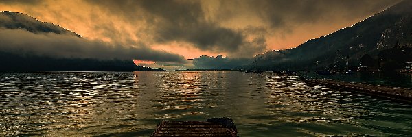 Chmury, Molo, Jezioro