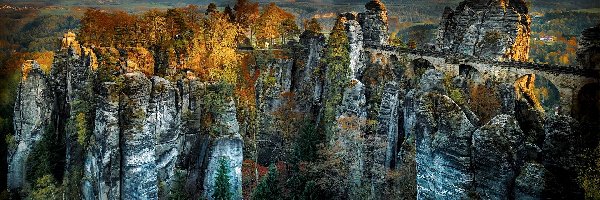 Skały, Formacja skalna Bastei, Most, Park Narodowy Saskiej Szwajcarii, Niemcy, Góry Połabskie, Skały
