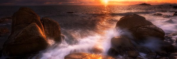 Kamienie, Zachód Słońca, Morze