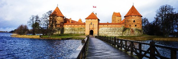 Zamek w Trokach, Litwa, Troki, Most, Jezioro