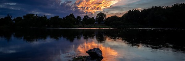 Kanada, Chmury, Zachód słońca, Drzewa, Rzeka Missisipi River, Prowincja Ontario, Carleton Place