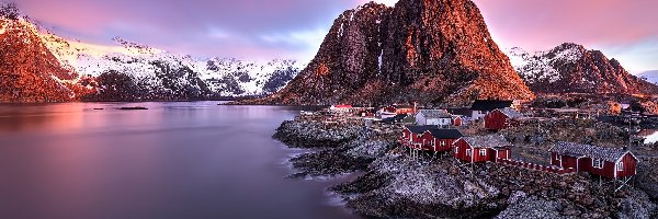 Domy, Morze Norweskie, Lofoty, Góry, Norwegia, Skały, Wioska Reine