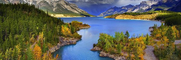 Park Narodowy Banff, Góry, Jezioro Abraham Lake, Kanada