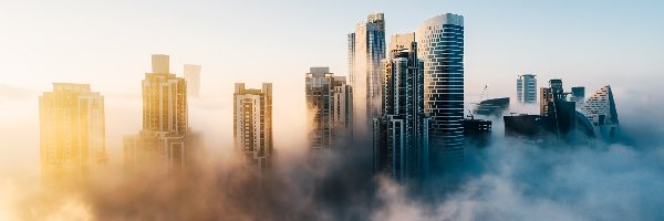 Mgła, Drapacze chmur, Dubaj