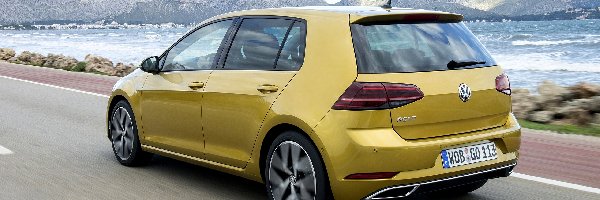 Góry, Facelift, 2017, Jezioro, Volkswagen Golf 7, Żółty