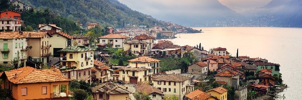 Włochy, Góry Alpy, Region Lombardia, Domy, Miasto Como, Jezioro Como