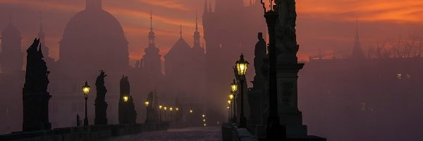 Mgła, Most Karola, Chmury, Praga, Czechy