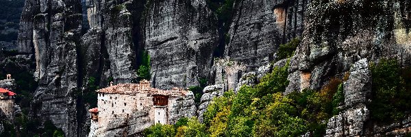 Klasztor, Skały, Góry