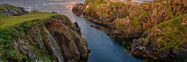 Chmury, Fanad Head Lighthouse, Irlandia, Hrabstwo Donegal, Skały, Zachód słońca, Portsalon, Latarnia morska