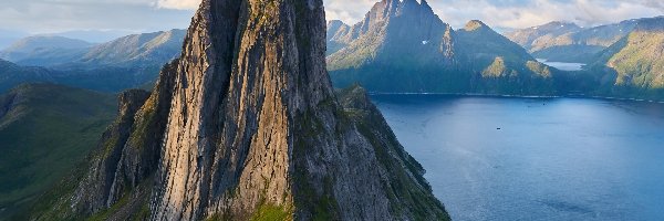 Norwegia, Morze, Góry, Wyspa Senja, Skały, Wyspa Senja, Góra Segla