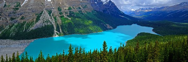 Chmury, Jezioro, Kanada, Góry, Drzewa, Lasy, Skały, Park Narodowy Banff, Peyto Lake, Prowincja Alberta