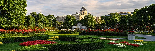 Austria, Krzewy, Park, Kwiaty, Ogród, Wiedeń, Muzeum Historii Sztuki