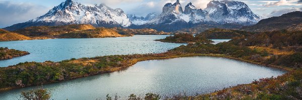 Chile, Cordillera del Paine, Chmury, Góry, Jeziora, Patagonia, Park Narodowy Torres del Paine
