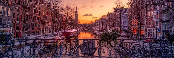 Domy, Amsterdam, Zima, Drzewa, Kanał, Wschód słońca, Rowery, Holandia