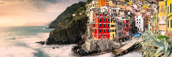 Riomaggiore, Kolorowe, Domy, Włochy, Zachód słońca, Morze