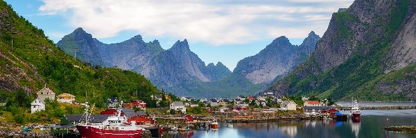 Góry, Lofoty, Łodzie, Domy, Morze, Wioska, Reine, Norwegia