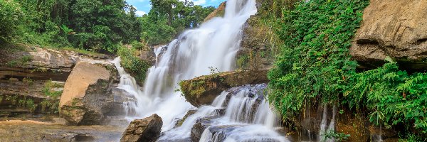 Mae Ya Waterfall, Wodospad, Roślinność, Skały, Drzewo, Tajlandia, Chiang Mai, Kamienie, Park Narodowy Doi Inthanon
