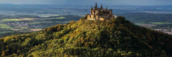 Niemcy, Drzewa, Lasy, Zamek Hohenzollern, Góra Hohenzollern, Badenia-Wirtembergia, Wzgórza