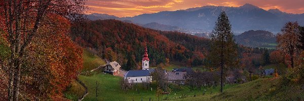 Jesień, Dolina, Kościół, Drzewa, Góry, Słowenia