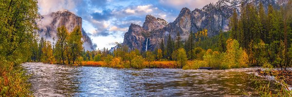 Sierra Nevada, Góry, Rzeka, Jesień, Park Narodowy Yosemite, Stany Zjednoczone, Kalifornia, Merced River, Drzewa