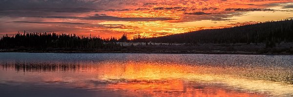 Jezioro Brainard, Stany Zjednoczone, Kolorado, Wschód słońca