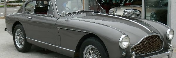 Aston Martin DB4, Samochody, Zabytkowe