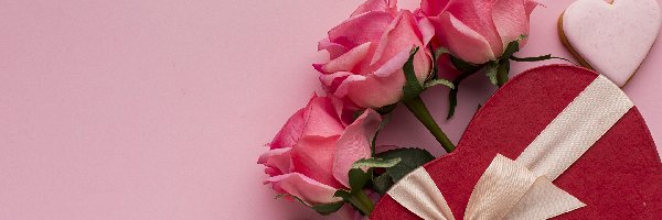 Kwiaty, Wstążka, Prezent, Róże różowe, Serca, Miłosne