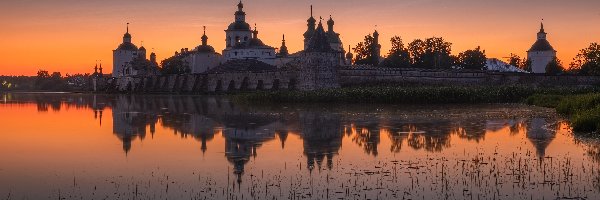 Klasztor, Jezioro Białe, Rosja, Obwód wołogodzki, Cerkiew, Monastyr Świętego Cyryla Biełozierskiego, Kiriłłow, Zachód słońca
