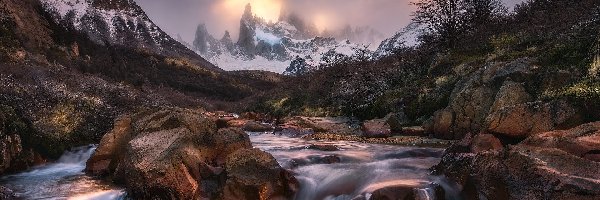 Cerro Torre, Park Narodowy Los Glaciares, Skały, Patagonia, Argentyna, Góra, Rzeka