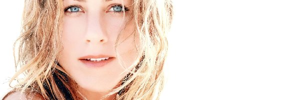 Jennifer Aniston, Włosy, Blond