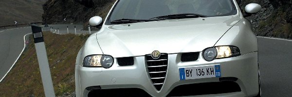 Droga, Alfa Romeo 147